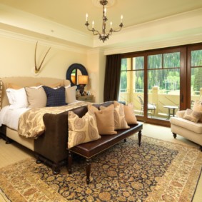 classic bedroom rug