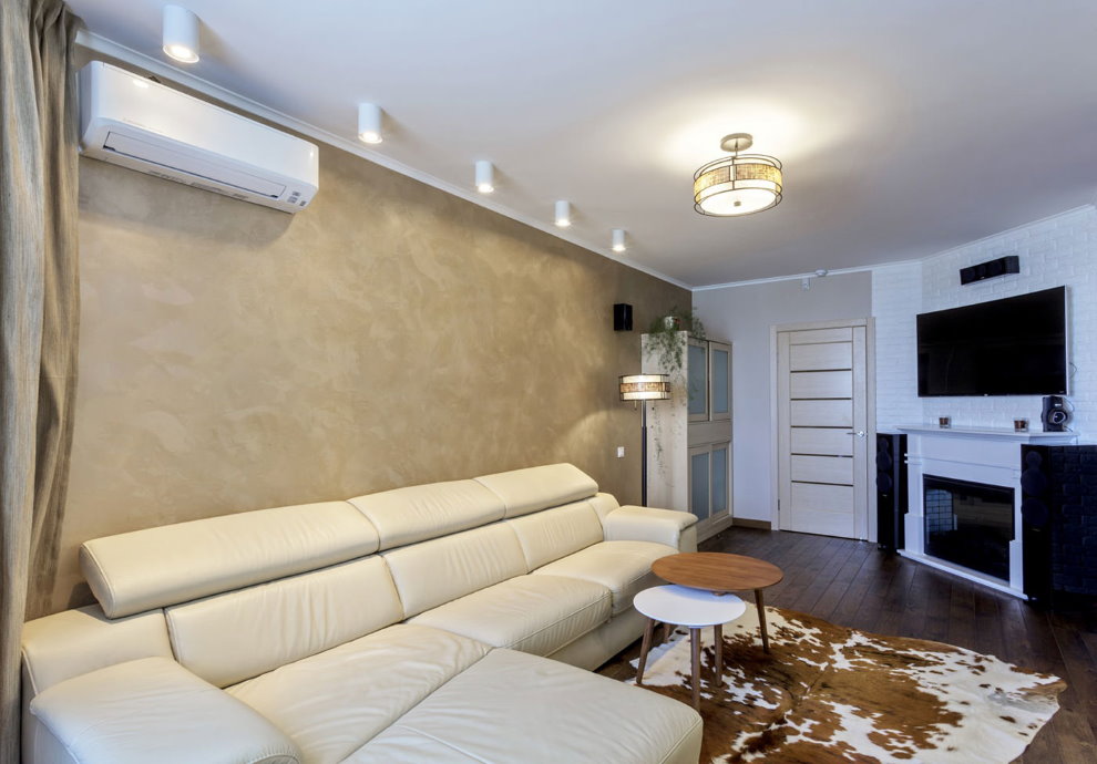 Small living room with frosted ceiling