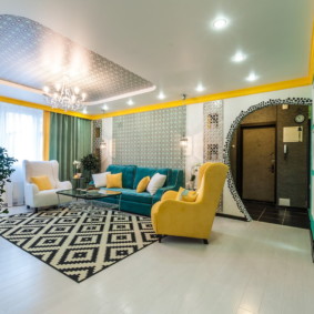 laminate flooring in an apartment interior ideas
