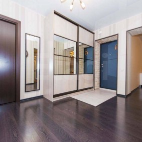 laminate flooring in apartment ideas interior
