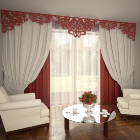 cortinas en los ojales de la sala de estar