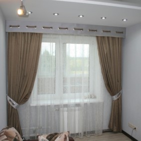 cortinas en las arandelas de la sala de estar ideas de diseño