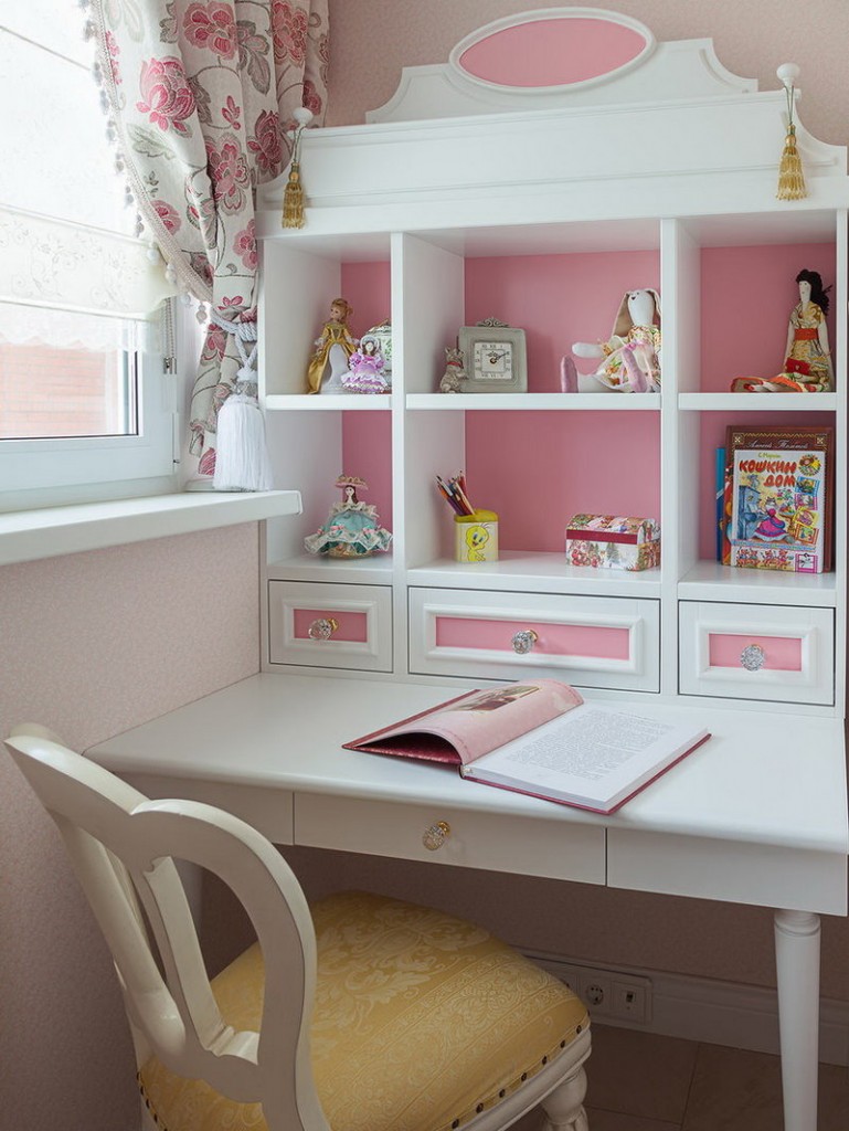 A small white table for a girl