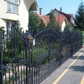 Pavement path in front of a private house