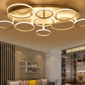 Ring-shaped lamp in a modern room