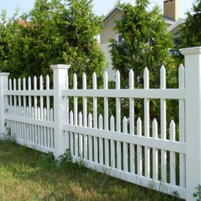 Combined white fence