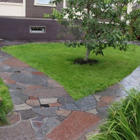 Natural Stone Coated Garden Paths