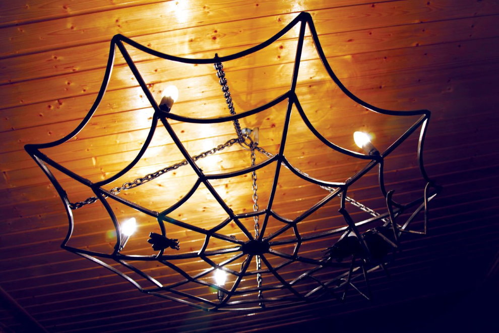 Lustre en métal Spider Web