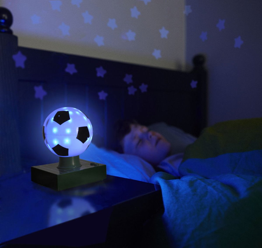 كرة القدم للأطفال ضوء الليل