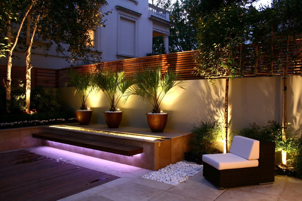 Lighting a patio on a plot of 5 acres