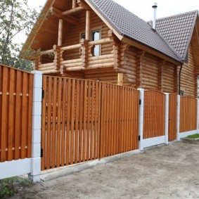 Opțiuni foto pentru gard din lemn