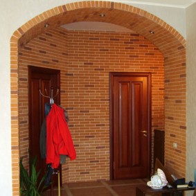 arche de pierre dans la photo de l'appartement vues