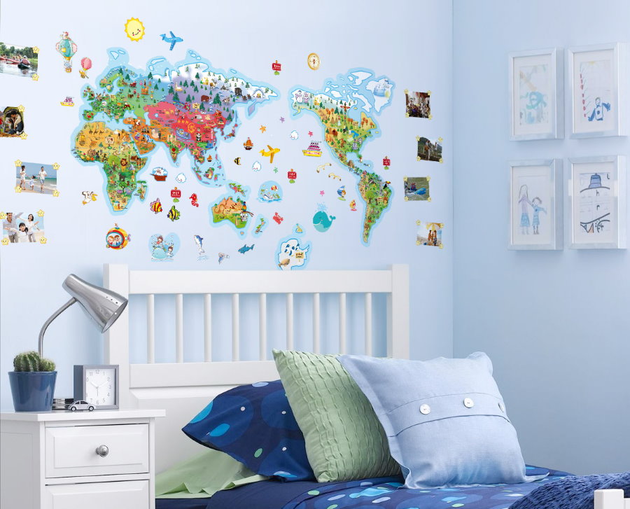 תפאורה יפה של הקיר המצויר בחדר הילדים