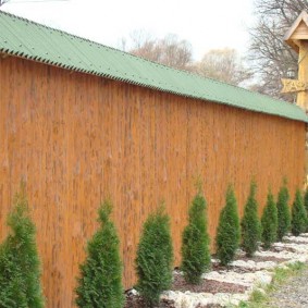 gard din lemn pentru fotografia parcelei