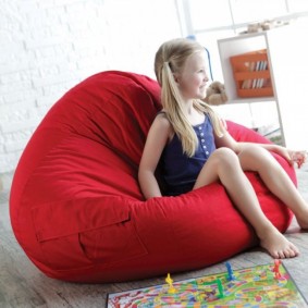 Frameless furniture for a little girl