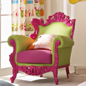 A beautiful chair with carved elements for a teenage girl