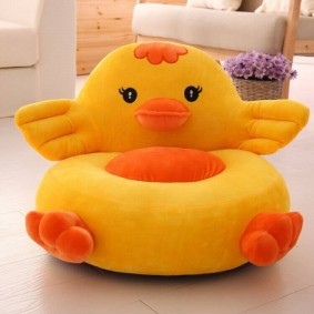 Round baby seat Duckling model