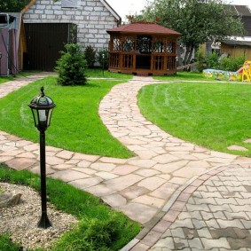 Paving paths with natural stone