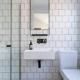 Square tiles with a matte finish