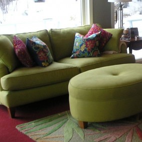 Soft upholstered bench in green