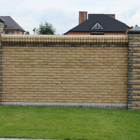brick fence decor