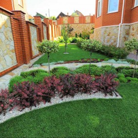 Landscaping of a plot of 15 acres