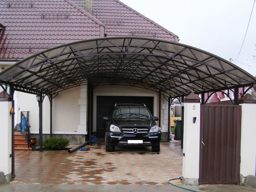 Car polycarbonate carport