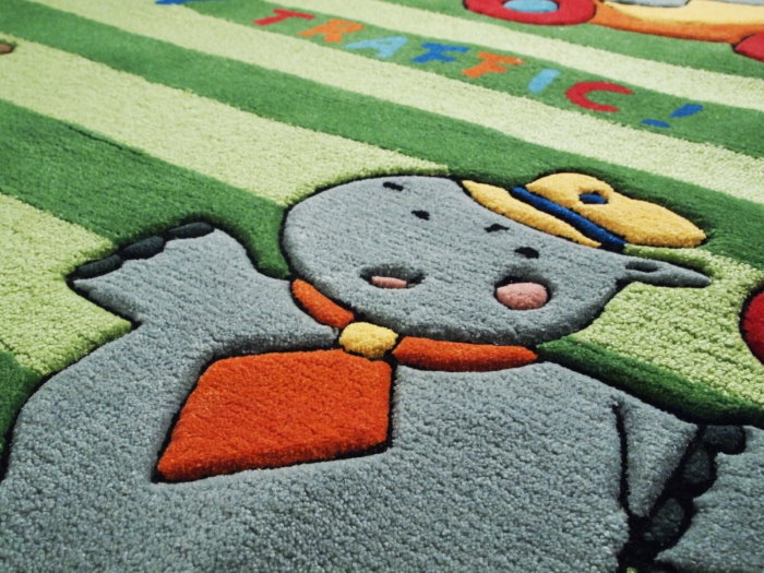 שטיח נצרים לילדים עם דפוס יפה