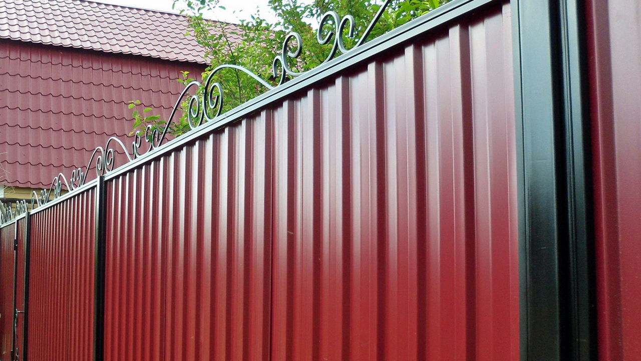 fence from corrugated board photo ideas