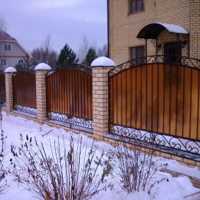 photo de décor de clôtures en polycarbonate