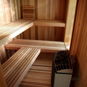 Arrangement of a sauna on a loggia in a panel