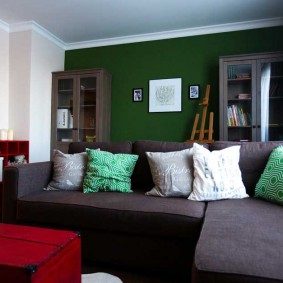 الجدار الأخضر لهجة غرفة المعيشة