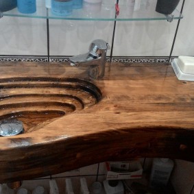 sink over the bathtub design photo